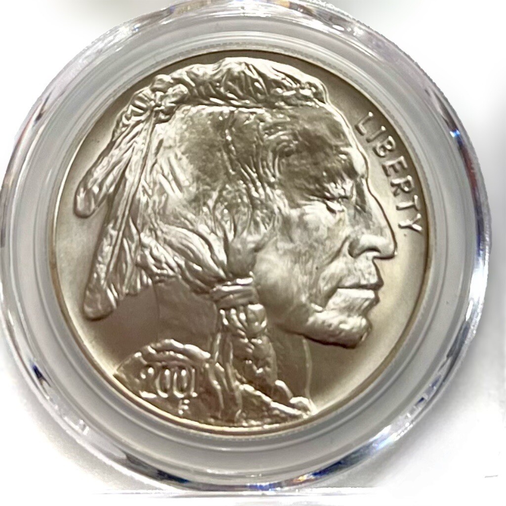 Commemorative Silver Dollar 2001 D American Buffalo James Earl