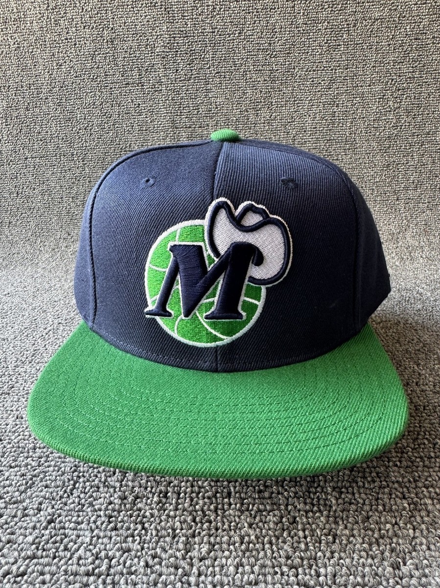 Mitchell & Ness Dallas Mavericks Snapback Hat Navy Green Retro NBA