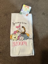 Disney Pooh And Friend Spring Design Kitchen Towels Set Of 2 NWT