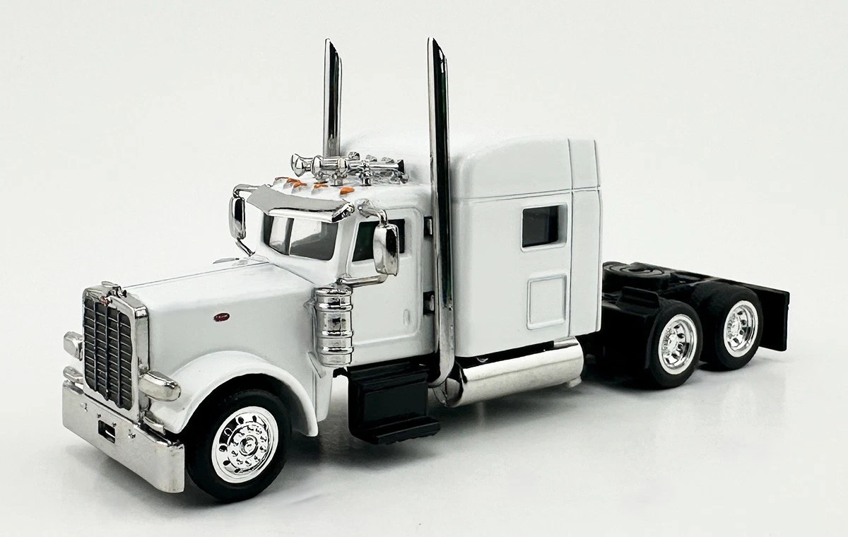 Peterbilt 589 with Stand Up Sleeper Cab Red Model Truck | HO Logistics