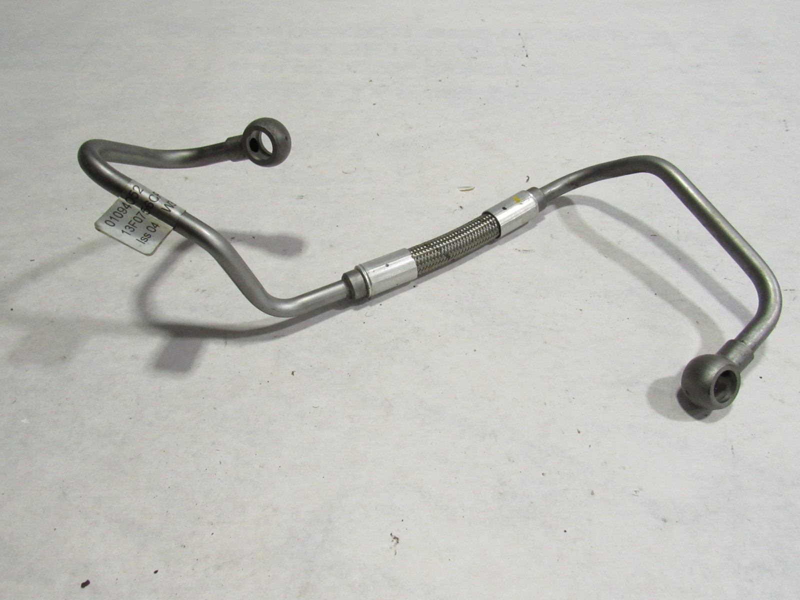 20-23 McLaren GT 2021 4.0L Right Oil Cooler Supply Hose Pipe Line Tube ;:Y