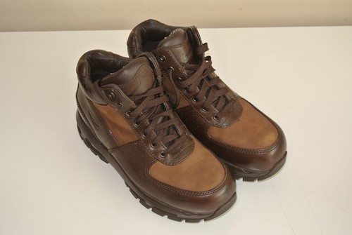 nike goadome brown