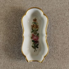 BEAU CENDRIER REPOSE CIGARE EN PORCELAINE DE PARIS 19 EME