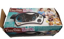 50TH ANNIVERSARY EDITION Easy Bake Ultimate Oven