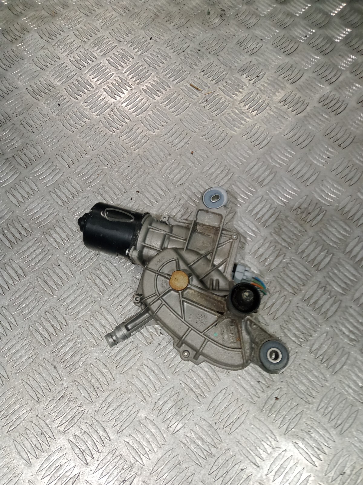 Picture 1 of 4