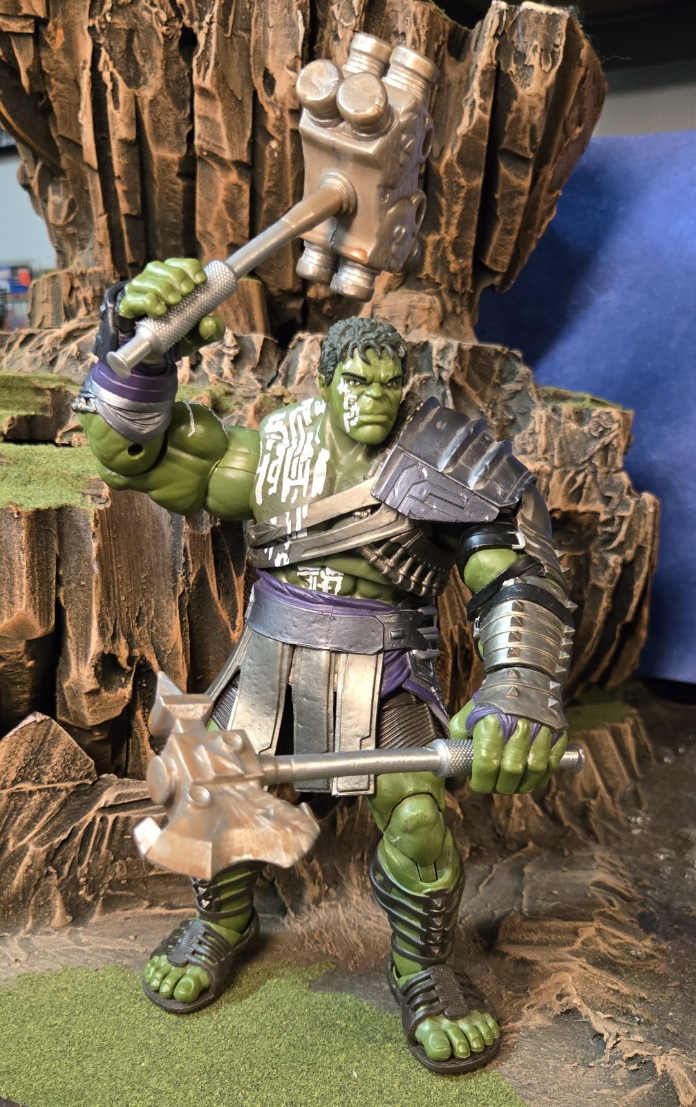 Marvel Legends Thor Ragnarok Gladiator Hulk BAF 8" Action Fi