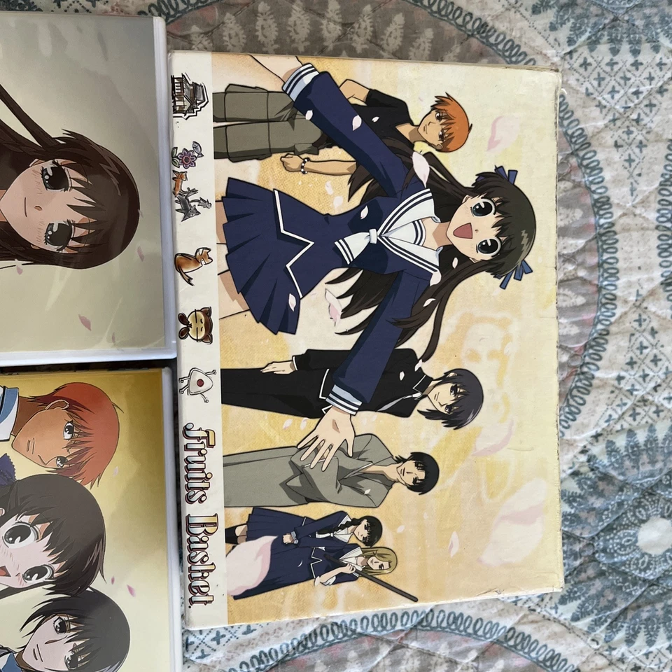 FRUITS BASKET - The Complete Series Box Set 2004 4 DVD'S WITH BOOKLETS/BOX - Image 2 of 4