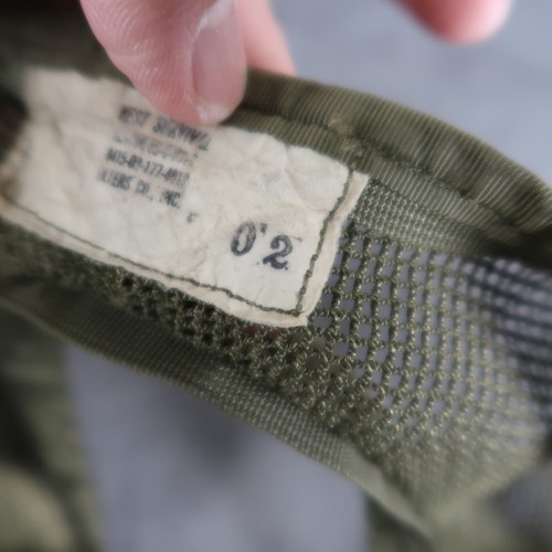Vintage 80s Flight Survival Vest Size M / L Mesh Cargo Broken Zipper Military - Picture 11 of 14