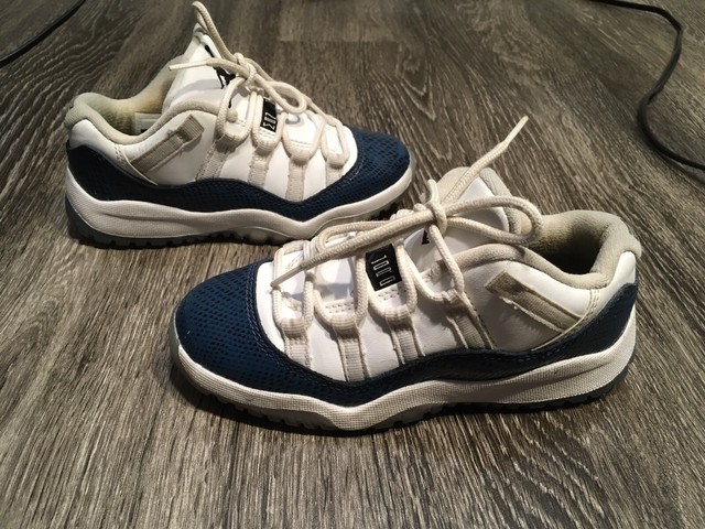 jordan 11 youth size