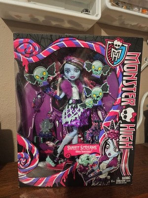 Monster High Sweet Screams Abbey Bominable 11in Fashion Doll  New In Box!