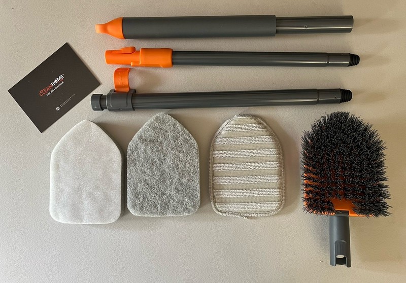 CLEANHOME Bathtub Brush *NIB*