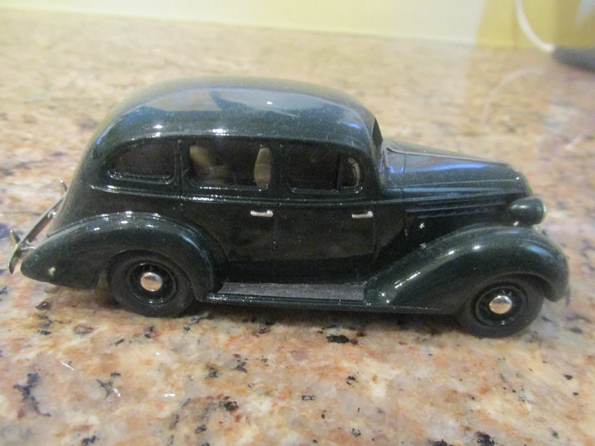 Brooklin Models BRK113 – 1954 Hudson Hornet Special Club Coupe 1/43