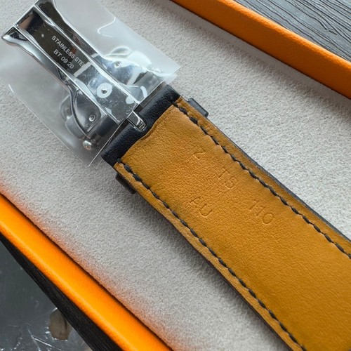Apple Watch Hermès Simple Tour Leather Band 46mm,45mm,44mm Open Box! - 第 4/8 張圖片