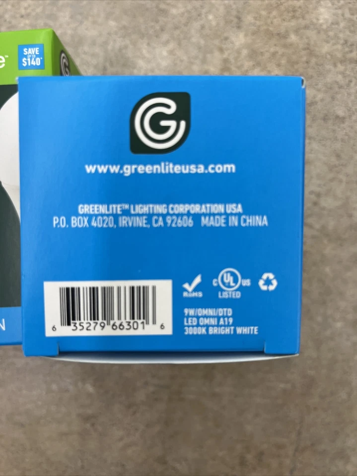 2 Greenlite Dusk to Dawn 9w LED Indoor/Outdoor Auto On/Off Light 800 lumens - Image 3 of 4