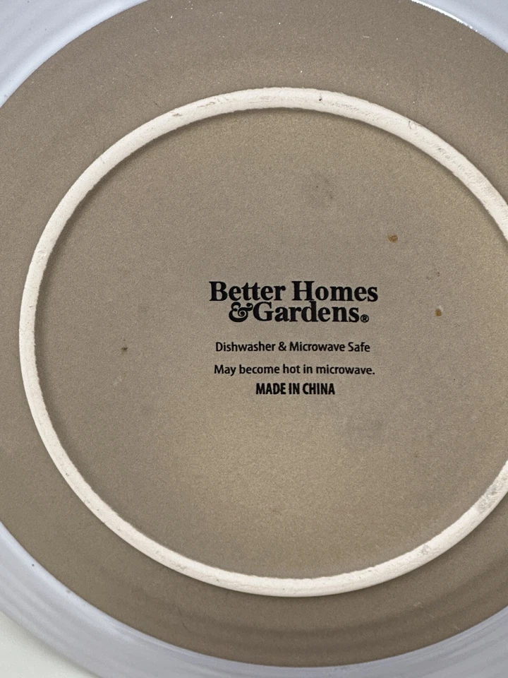 Better Homes & Gardens Swirl Grey Round Salad Plates Stoneware 8 1/2 In Set Of 4 - Image 4 of 4