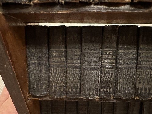 Rare - William Shakespeare - 39 Miniature Books And Bookcase - Antique - Picture 10 of 24
