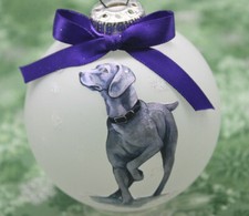 D700 Hand-made Christmas Ornament dog - Weimaraner - gray pointing (purple)