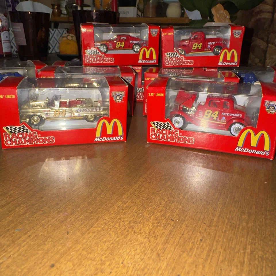 Lot of 10 Diecast NASCAR Racing Champions 1:64 1998 94 Bill Elliott McDonald's - Image 4 of 4