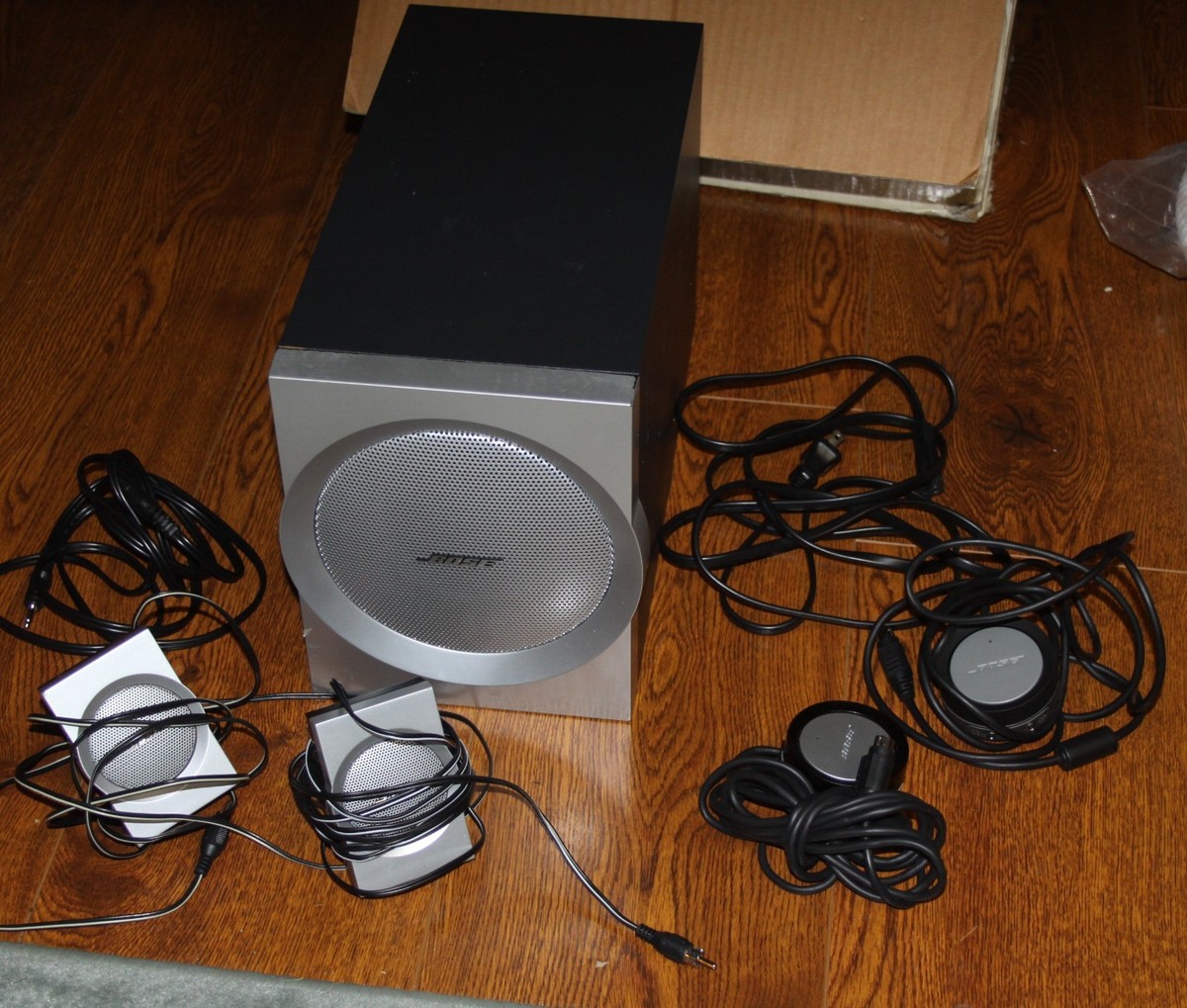 Bose Companion 3 Multimedia Speaker System (Subwoofer, Controller