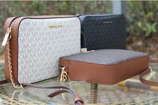 Michael Kors Large Jet Set East West Crossbody Leather Shoulder bag