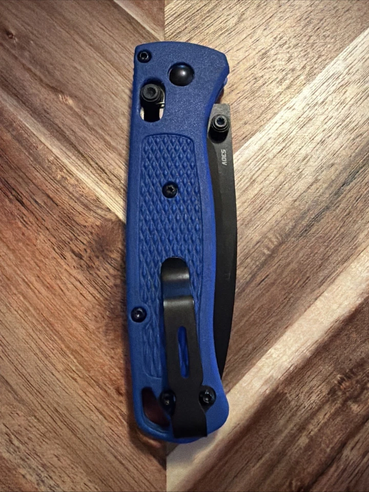 Cuchillo Plegable Benchmade 535 Bugout Mango Grivory Azul, Acero Inoxidable CPM-S30V Foto 4 de 4