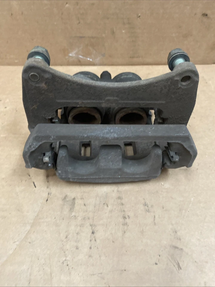 2019 2020 2021 Subaru Forester Front Right Passenger Side Caliper 3525 - Image 4 of 4