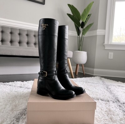PRADA ロングブーツ　CERVOレザー　36 PRADA Cervo Logo Knee High Black Leather Riding Boots with Gold