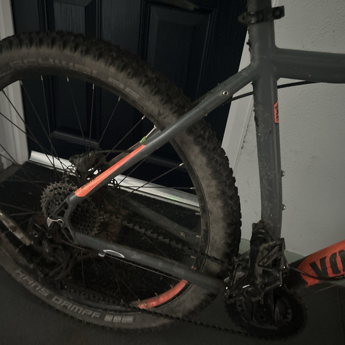 Voodoo Bantu Men's Mountain Bike UK - Main Image