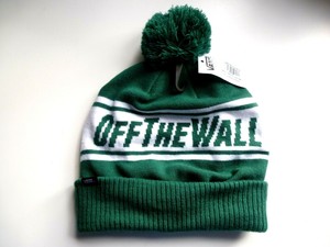 vans bobble hat