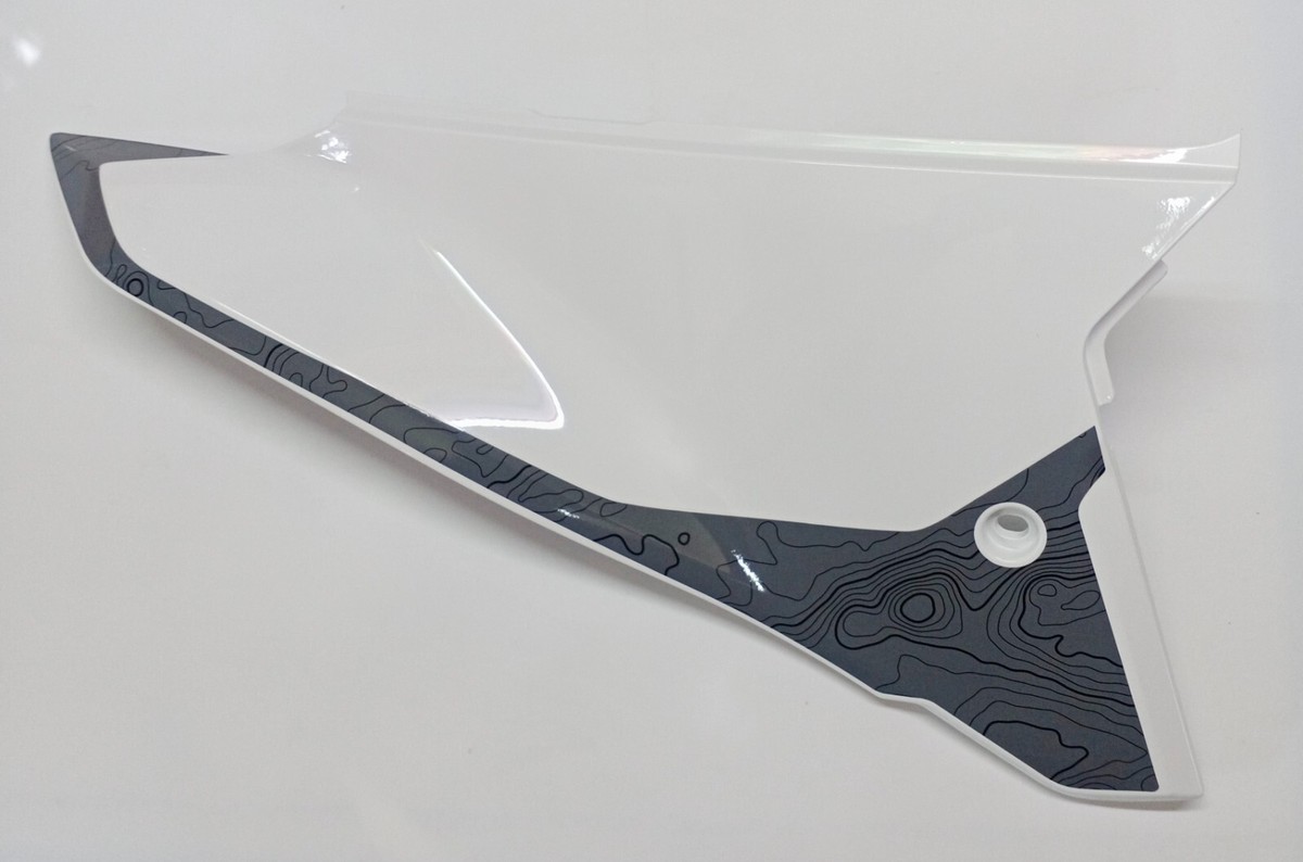 CRF300L/LS PANEL WHITE RIGHT REAR plastic 83510-K1T-EJ0ZB CRF300L/LS PANEL WHITE RIGHT REAR plastic 83510-K1T-EJ0ZB
