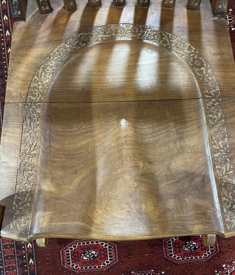Mecedora angloindia vintage con incrustaciones Foto 3 de 4