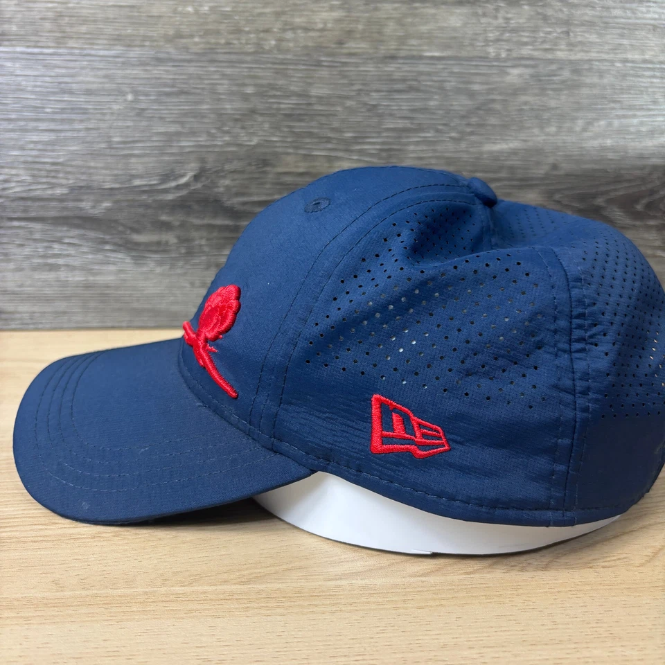 Gorra Chaska Town Course con correa trasera azul New Era rendimiento golf ajustable Foto 4 de 4