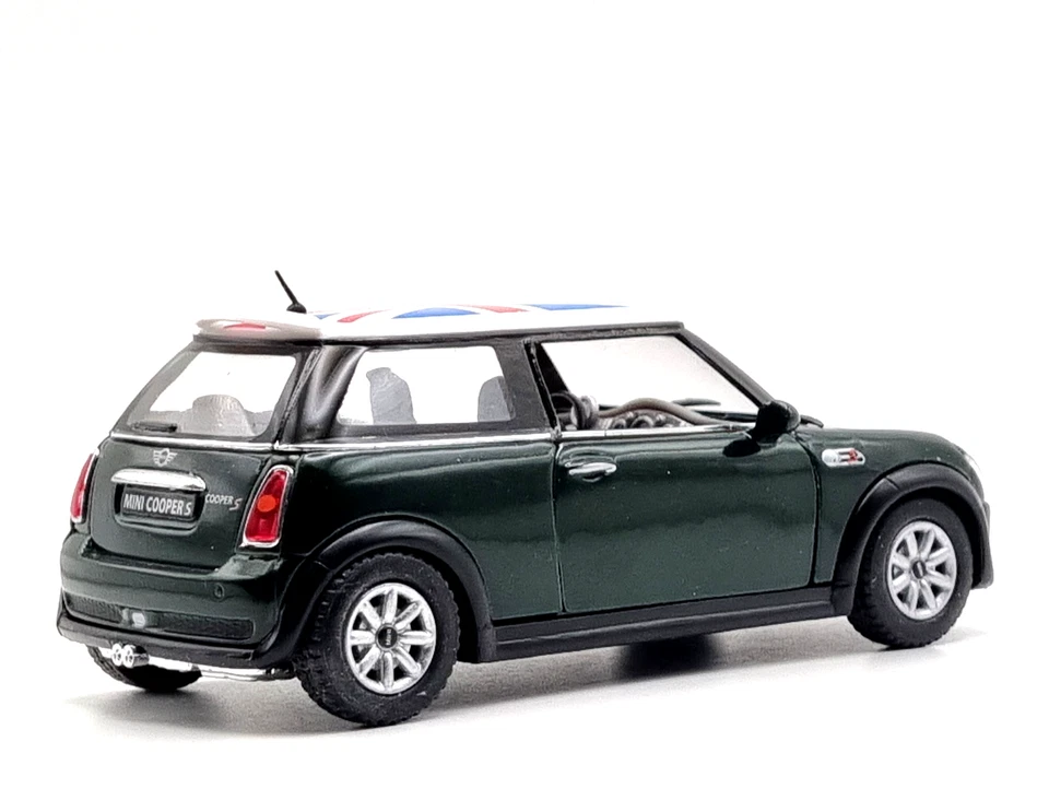 MINI COOPER S British Racing Green Metallic 1/28 Scale Model Car KINSMART - Image 4 of 4