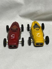 Deutsche Vintage 40er-70er Jahre Blechspielzeug Benz Autos, 2er Set