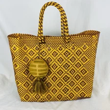 Oaxaca Mexico Hand Woven Recycled Plastic Medium Market / Beach / Tote Bag w/Pom