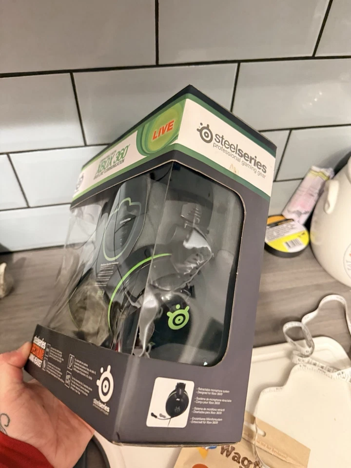 STEELSERIES Spectrum 5XB GAMING HEADSET XBOX 360 BOXED Brand New - Image 4 of 4