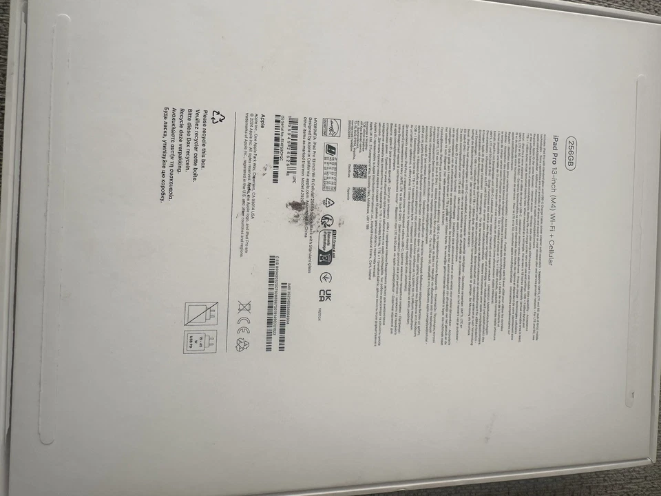 Apple iPad Pro 2024 13-inch M4 256GB WiFi Cellular Extras Space Black Tablet - Image 2 of 4