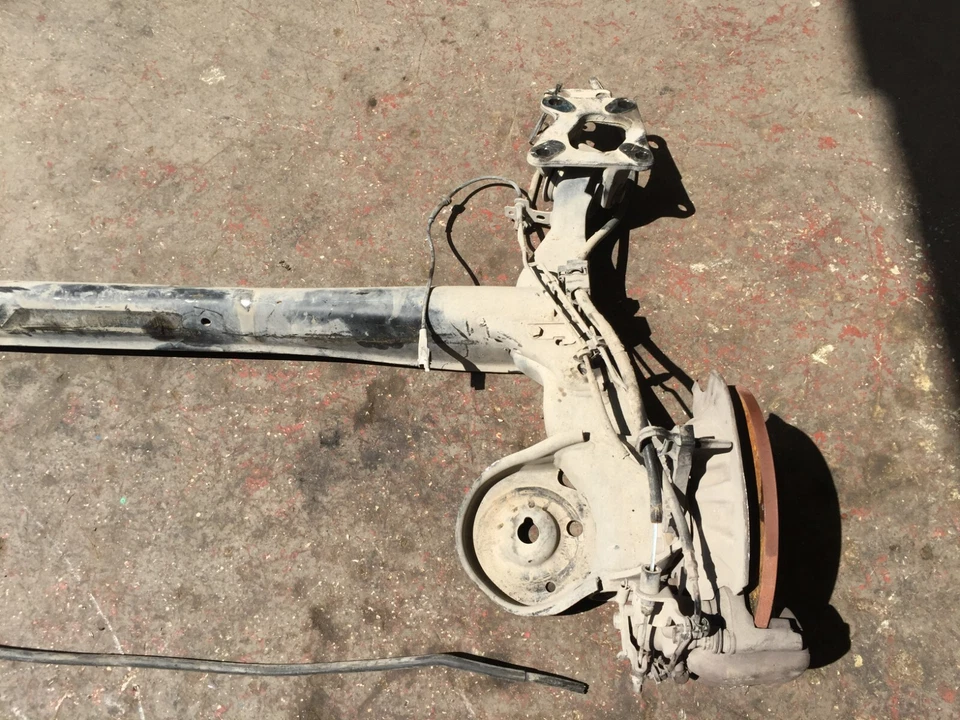 PONTE ASSALE POSTERIORE PEUGEOT PARTNER 1.6 HDi (2008-2016) - Immagine 2 di 4