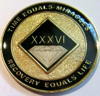 Narcotics Anonymous NA BLACK 36 Year Gold White Medallion Coin Token Chip Clean