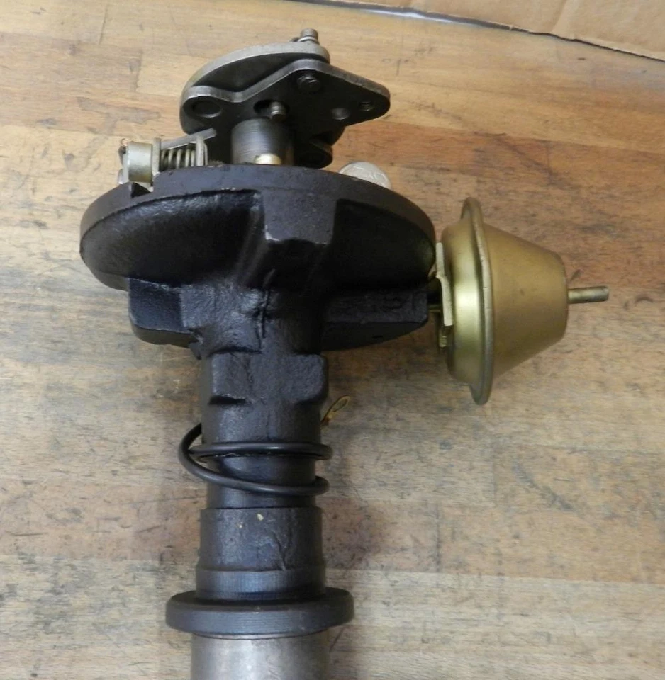 Pontiac Lemans Tempest 196ci 1961-63 3,2 L 4 cilindros distribuidor usado 1110300 Foto 2 de 4