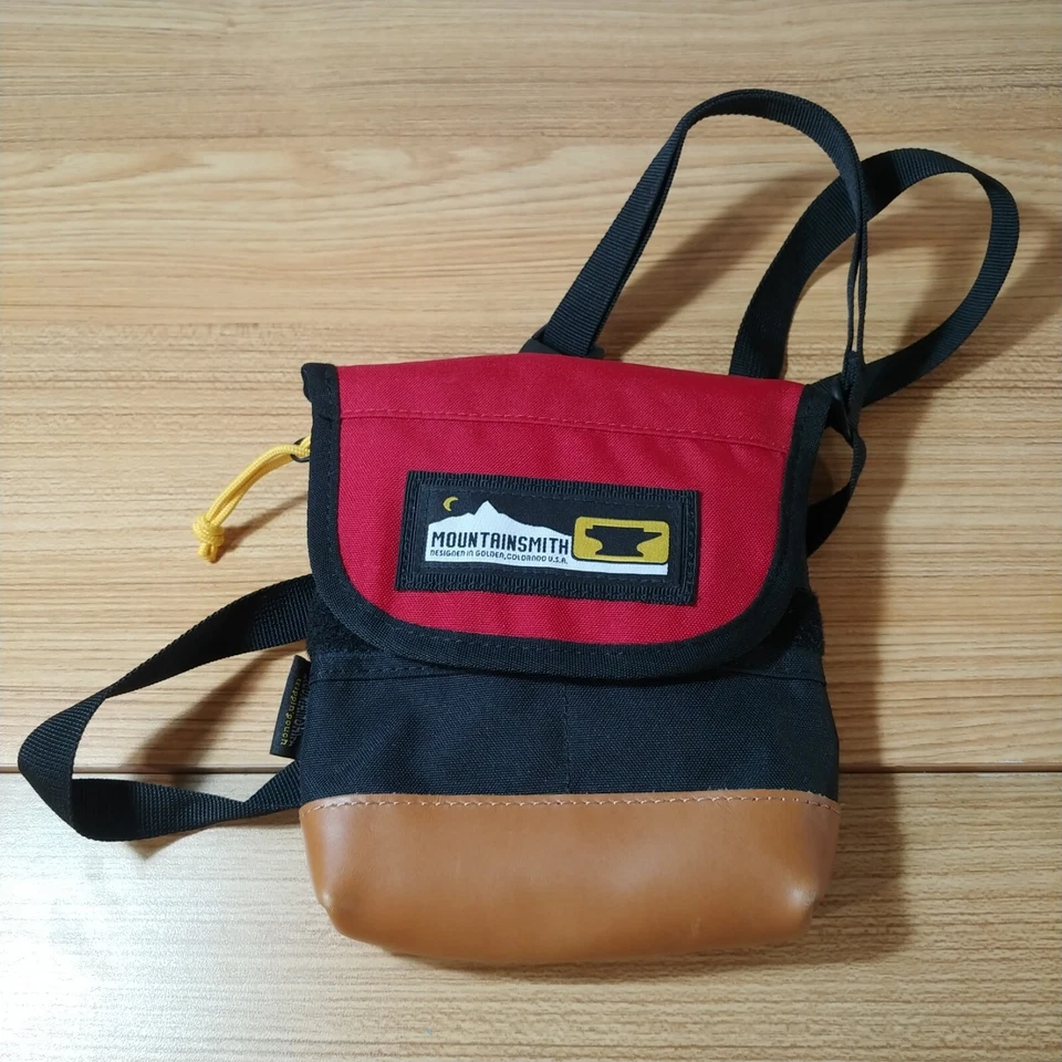 Mountainsmith Unisex Crossbody Small Bag Trippin Pouch Classic Red Nylon - Image 2 of 4