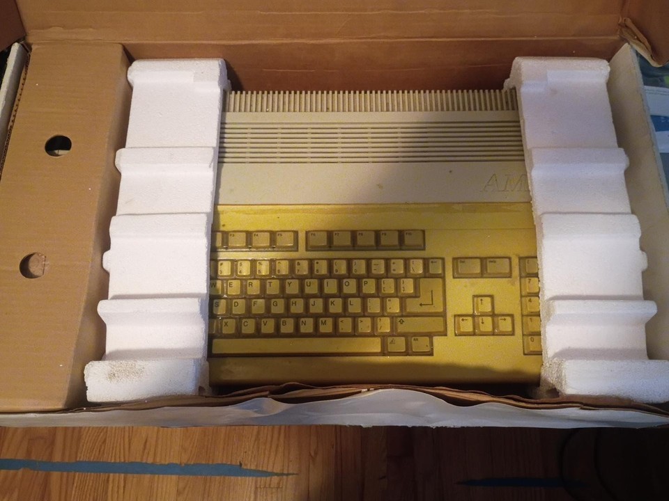 Commodore Amiga Box Front Commodore Amiga 500 A500 Vintage Home Computer Personal Computer Boxed ...