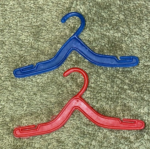 Lot of 2 Red & Blue Hangers - Doll Accessory - Picture 2 of 4