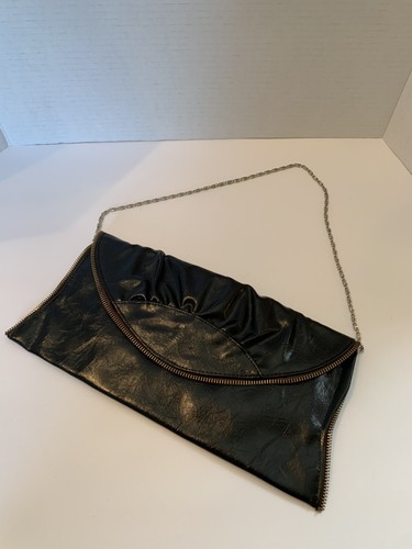Vintage black Faux leather zippered envelope Crossbody purse edgy Goth rocker - Picture 4 of 12