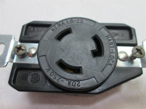 Cooper L6-20R Twist Lock Receptacle, NEMA L6-20, Rating: 20A 250V - Picture 2 of 4