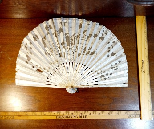 Antique & VTG Lot (6) Hand Held Fans Accordion Wood Celluloid Paper Metal Fringe - Picture 7 of 20