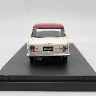 Mark43 1:43 Nissan Prince Skyline 2000GT-B (S54B-3) Red/White PM4323RW Model Car
