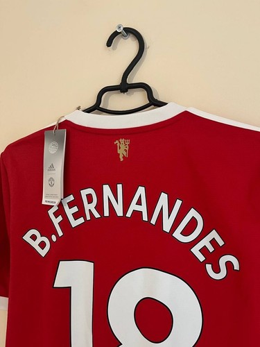 Manchester United 2021 2022 FERNANDES #18 Home football shirt Adidas H31447 Sz M - Picture 6 of 6