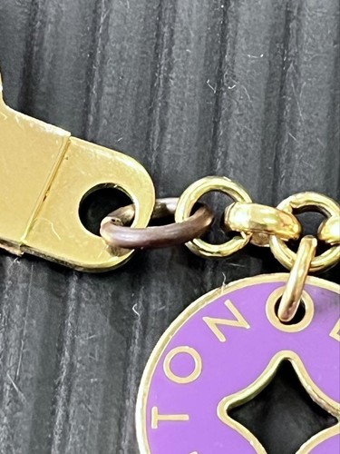 Louis Vuitton charm bag charm keyring keychain m88252069273HA - Picture 9 of 13