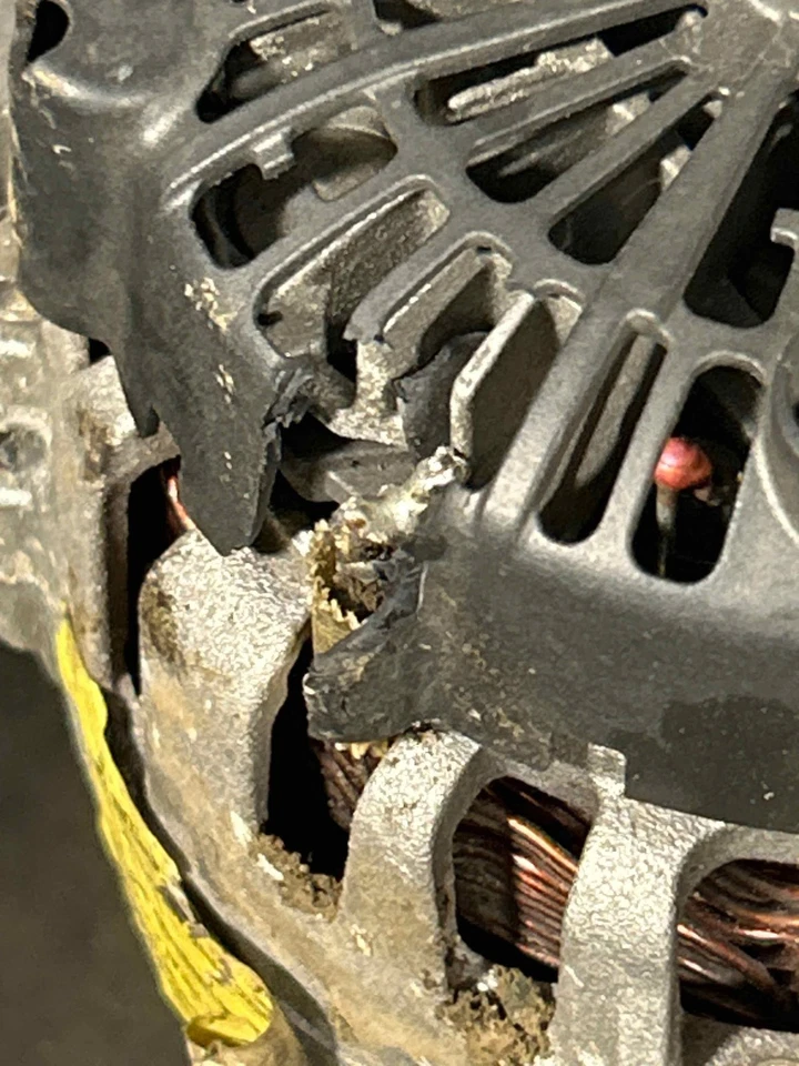 Fits 2014-2016 Kia Forte Alternator OEM:373002E200 - Image 4 of 4